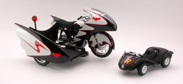 Modellino auto film Movie Scala 1:12 Hot Wheels BAT BIKE batman modellismo