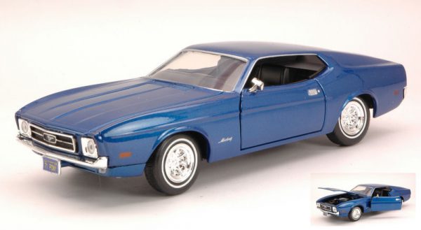 Modellino Auto scala 1:24 diecast FORD MUSTANG modellismo statico collezione new