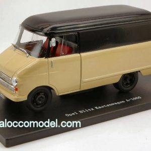 Modellino Auto scala 1.43 diecast Starline OPEL BLITZ KASTENWAGEN modellismo