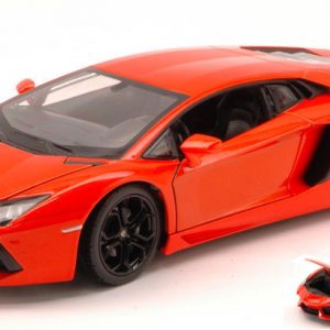 Modellino Auto scala 1:24 diecast Welly LAMBORGHINI AVENTADOR LP 700-4 red
