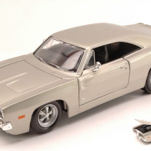 Modellino Auto diecast Maisto DODGE CHARGER RT scala 1:25 modellismo statico