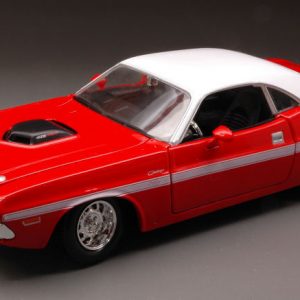 Modellino Auto diecast DODGE CHALLENGER RT COUPE  1:24 modellismo