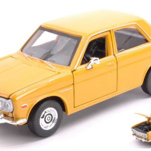 Modellino Auto scala 1:24 diecast DATSUN 510 modellismo collezione epoca