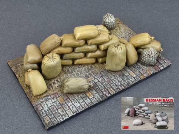 Modellino diorami modellismo kit di montaggio Miniart  HESSIAN BAGS (, CEMENT, VEGETABLES ETC.) KIT 1:35