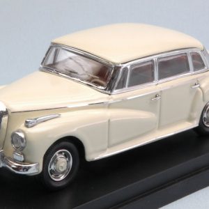 Modellino auto scala 1:43 Rio  MERCEDES 300 L   modellismo diecast collezione