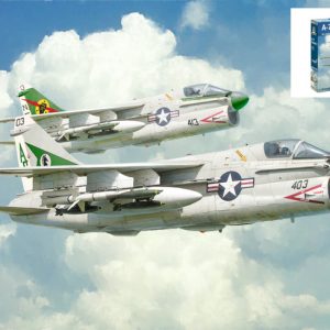 Modellino modellismo kit di montaggio aerei Italeri  A-7E CORSAIR II KIT 1:72 model
