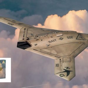 Modellino modellismo kit di montaggio aerei Italeri  X-47B KIT 1:72 model