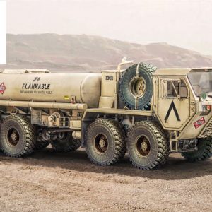 Modellino kit di montaggio mezzi militari carri armati tank Italeri M978 FUEL SERVICING TRUCK KIT 1:35 modellismo