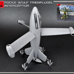 Modellino modellismo kit di montaggio aerei Miniart  FOCKE-WULF TRIEBFLUGEL INTERCEPTOR KIT 1:35 model