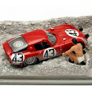 Modellino auto scala 1:43 Best DIORAMA ALFA ROMEO TZ2 TRAPP diecast modellismo