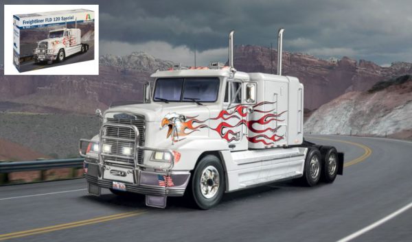 Modellino camion kit di montaggio Italeri  FREIGHTLINER FLD 120 SPECIAL KIT 1:24 modellismo