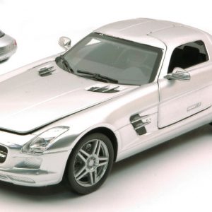 Modellino auto scala 1:24 MERCEDES SLS AMG diecast modellismo statico nuovi