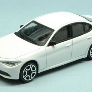 Modellino auto scala 1:43 Burago ALFA ROMEO GIULIA diecast modellismo statico