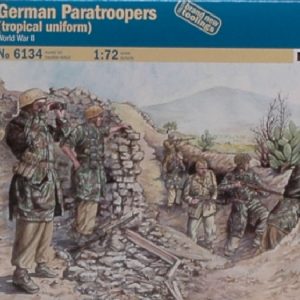 Modellino model kit di montaggio  Italeri  WWII GERMAN PARATROOPERS KIT 1:72