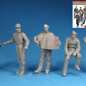 Modellino figure militari kit montaggio soldati Miniart  GERMAN TANK CREW (NORMANDY 1944) KIT 1:35