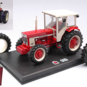 Modellino TRATTORE INTERNATIONAL IH 946 4x4 DW scala 1:32 Replicagri modellismo