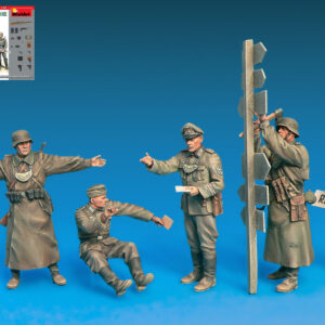 Modellino model kit di montaggio Miniart GERMAN FELDGENDARMERIE KIT 1:35