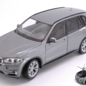 Modellino auto scala 1:24 BMW X5 GREY diecast modellismo statico collezione welly
