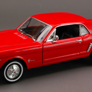 Modellino auto scala 1:24 Welly FORD MUSTANG COUPE diecast rosso modellismo