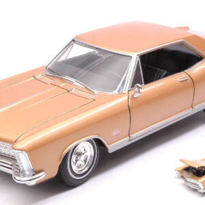 Modellino auto scala 1:24 BUICK RIVIERA GRAN SPORT 1965 diecast modellismo epoca