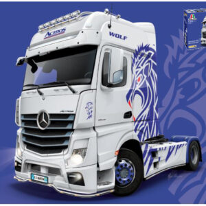 Modellino camion truck Italeri MERCEDES ACTROS MP4 GIGASPACE  model KIT 1:24