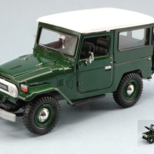 Modellino auto scala 1:24 TOYOTA FJ40 jeep diecast modellismo statico collezione