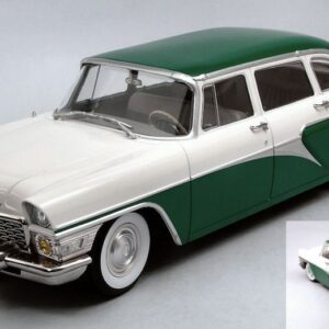 Modellino auto scala 1:18 Triple 9 GAZ 13 SEAGULL 1959 GREENWHITE diecast modellismo statico