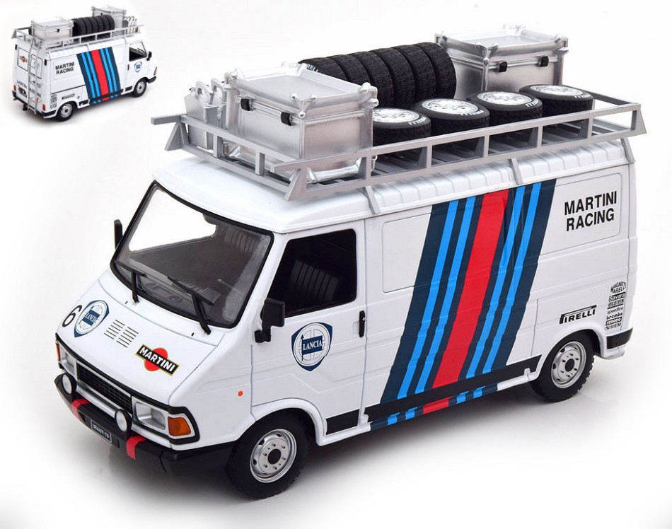 Modellino auto rally scala 1:18 Ixo Model FIAT 242 MARTINI RALLY TEAM 1986 ASSISTANCE WROOF TYRES rallye modellismo statico - Arcadia Modellismo