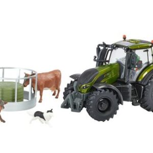 Modellino trattore mezzi agricoli Britains  OLIVE GREEN VALTRA PLAYSET 1:32 diecast modellismo statico