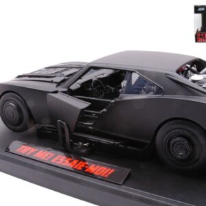 Modellino auto film 1:18 BATMAN BATMOBILE 2022 FIGURE movie modellismo statico