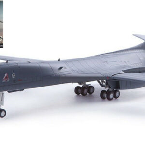 Modellino aerei model kit USAF B-1B 34th BS THUNDERBIRDS 1:144 da combattimento modellismo statico collezione