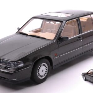 Modellino auto scala 1:18 Triple 9 VOLVO 960 1996 FREY diecast modellismo statico