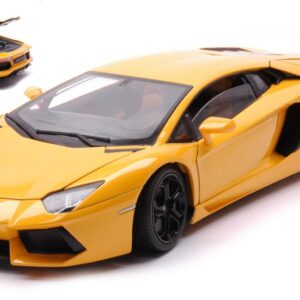 Modellino auto scala 1:18 Welly  LAMBORGHINI AVENTADOR LP700-4 2011 YELLOW diecast modellismo statico
