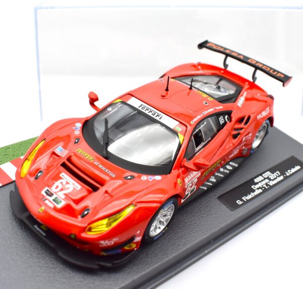 Modellino auto Ferrari 488 GTE racing collection 1:43 ixo diecast modellismo