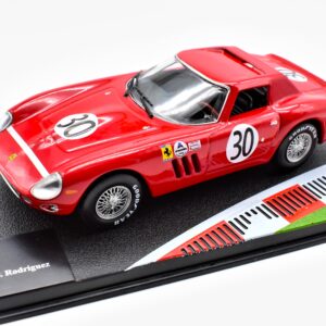 Modellino auto Ferrari 250 GTO racing collection 1:43 ixo diecast modellismo