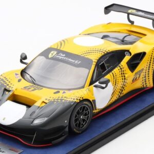 Modellino auto scala 1:18 Looksmart  FERRARI 488 GT MODIFICATA racing modellismo statico