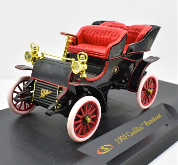 Modellino auto Cadillac Runabout scala 1:32 diecast modellismo collezione epoca solido