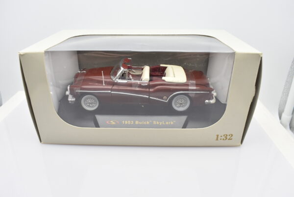 Modellino auto Buick Skylark scala 1:32 diecast modellismo collezione epoca solido - Image 5