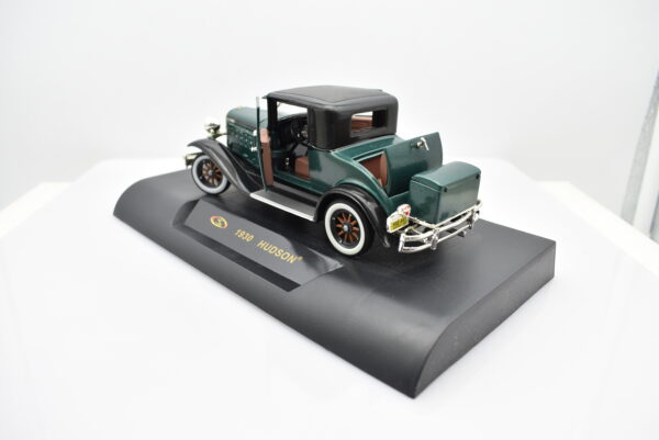 Modellino auto Hudson scala 1:32 diecast modellismo collezione epoca solido - Image 3