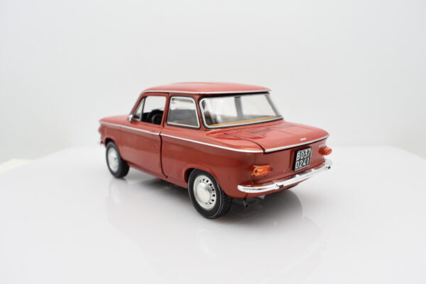 Modellino auto NSU PRINZ scala 1:24 diecast modellismo statico collezione rosso - Image 9