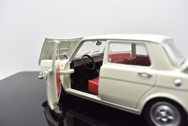 Modellino auto scala 1:24 Simca 1000 SL modellismo statico da collezione - Image 4