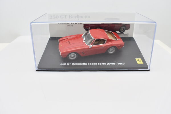 Modellino auto scala 1:43 Ferrari GT Collection 250 Berlinetta Passo Corto diecast modellismo da collezione - Image 4