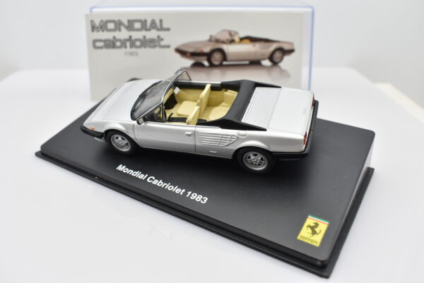 Modellino auto scala 1:43 Ferrari GT Collection Mondial Cabriolet diecast modellismo da collezione - Image 3