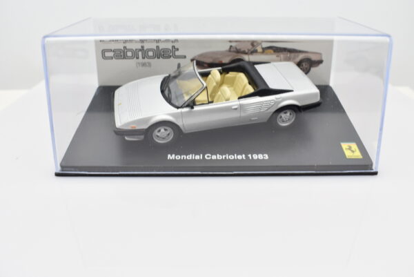 Modellino auto scala 1:43 Ferrari GT Collection Mondial Cabriolet diecast modellismo da collezione - Image 4