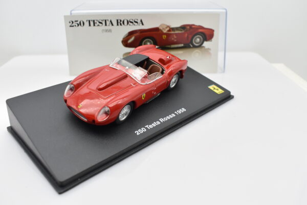 Modellino auto scala 1:43 Ferrari GT Collection 250 Testa Rossa diecast modellismo da collezione - Image 2