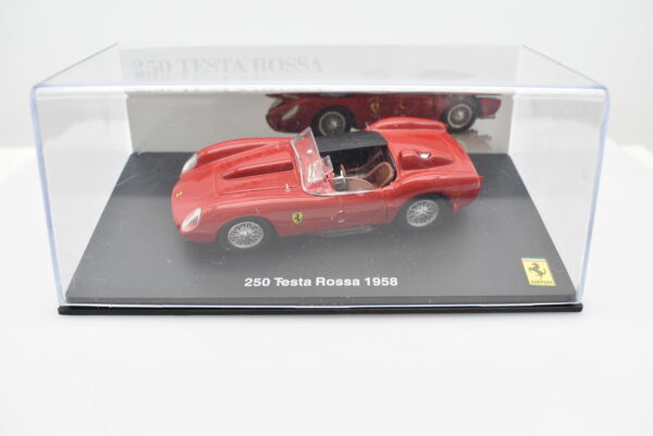 Modellino auto scala 1:43 Ferrari GT Collection 250 Testa Rossa diecast modellismo da collezione - Image 4