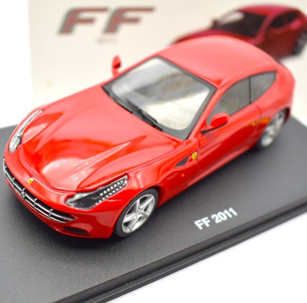 Modellino auto scala 1:43 Ferrari GT Collection FF diecast modellismo da collezione