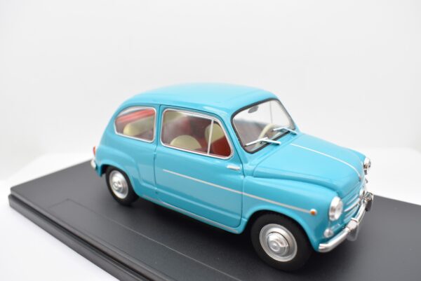 Modellino auto Fiat 600 scala 1:24 modellismo statico da collezione - Image 6