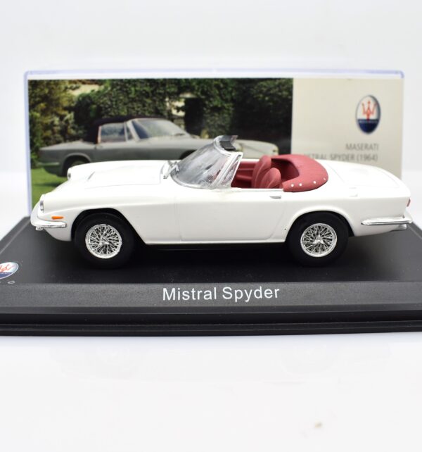 Modellino auto scala 1:43 Maserati Mistral Spyder diecast modellismo da collezione