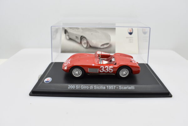 Modellino auto scala 1:43 Maserati 200 SI diecast modellismo da collezione - Image 2